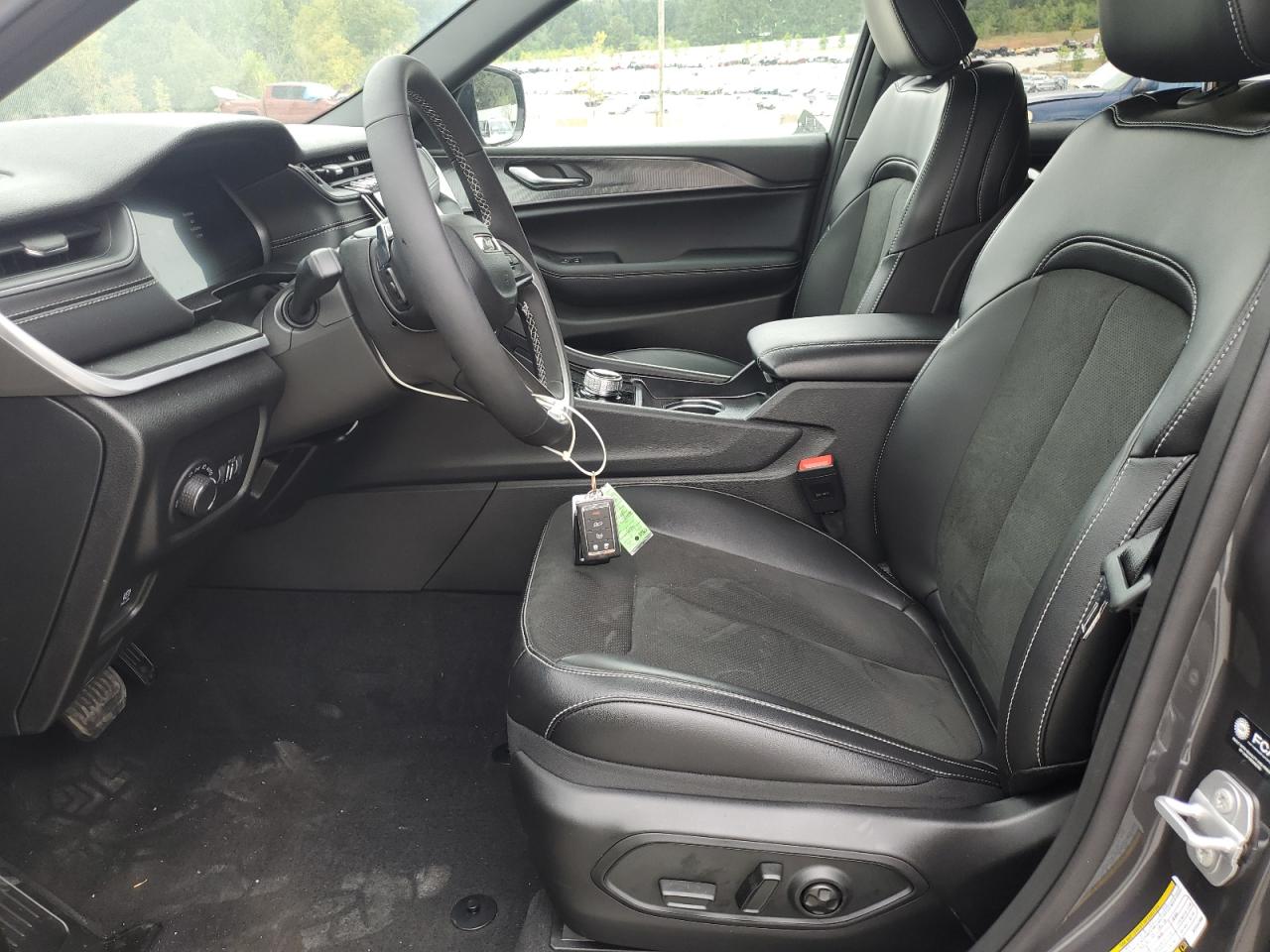 JEEP GRAND CHEROKEE LAREDO