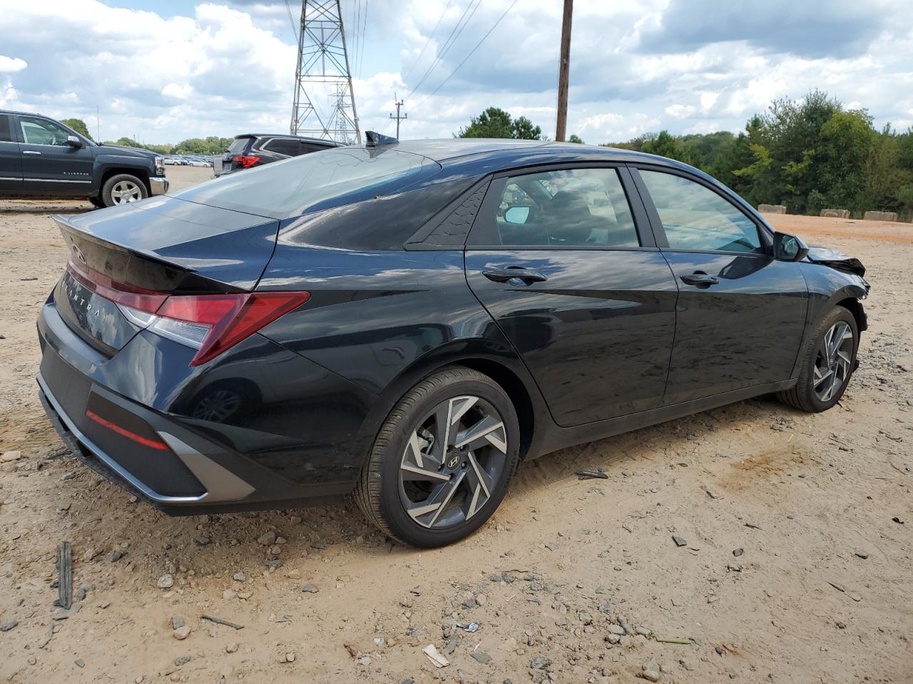 HYUNDAI ELANTRA SEL SPORT