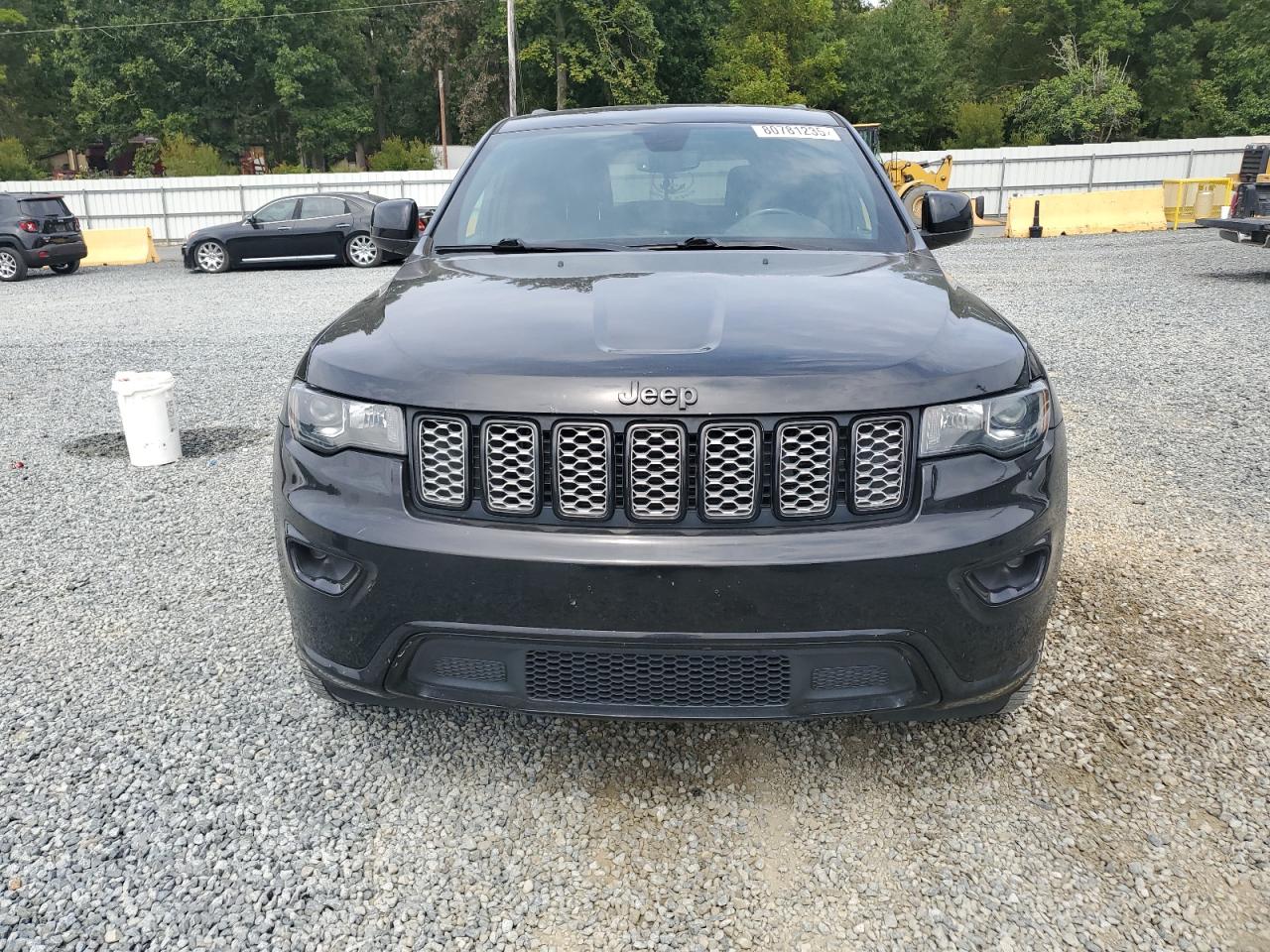 JEEP GRAND CHEROKEE LAREDO