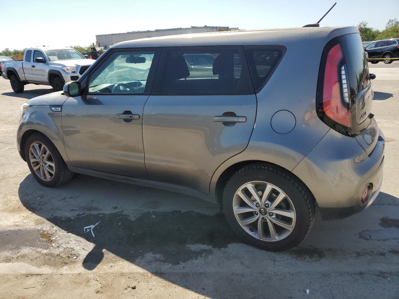 KIA SOUL +