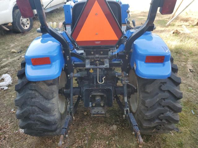 2004 NEWH TRACTOR #3253759013