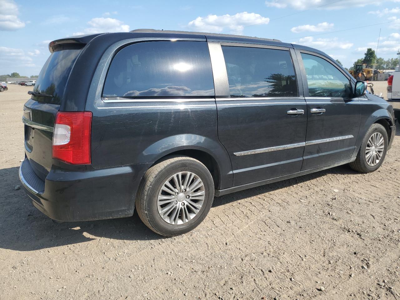 CHRYSLER TOWN & COUNTRY TOURING L