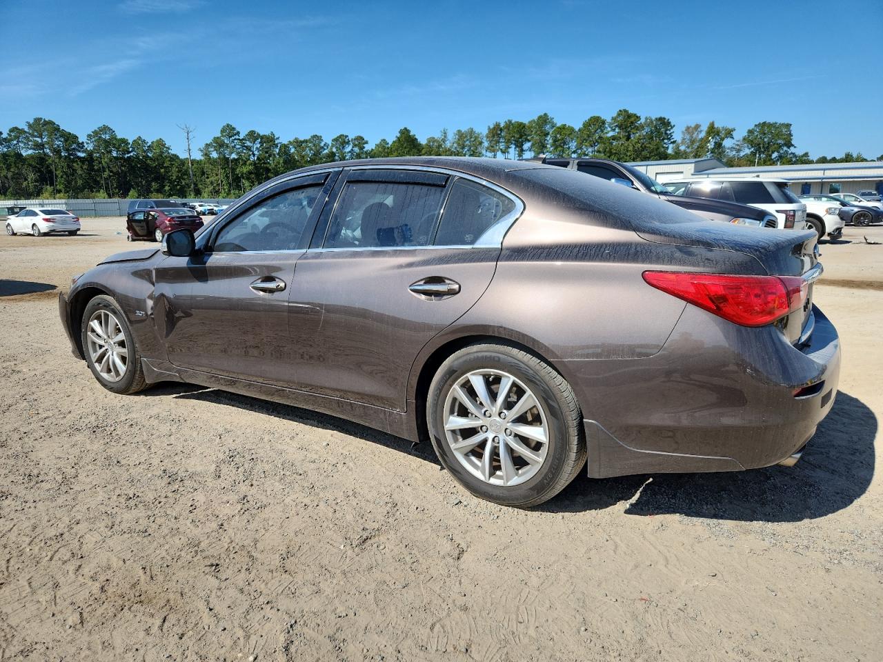 INFINITI Q50 PREMIUM