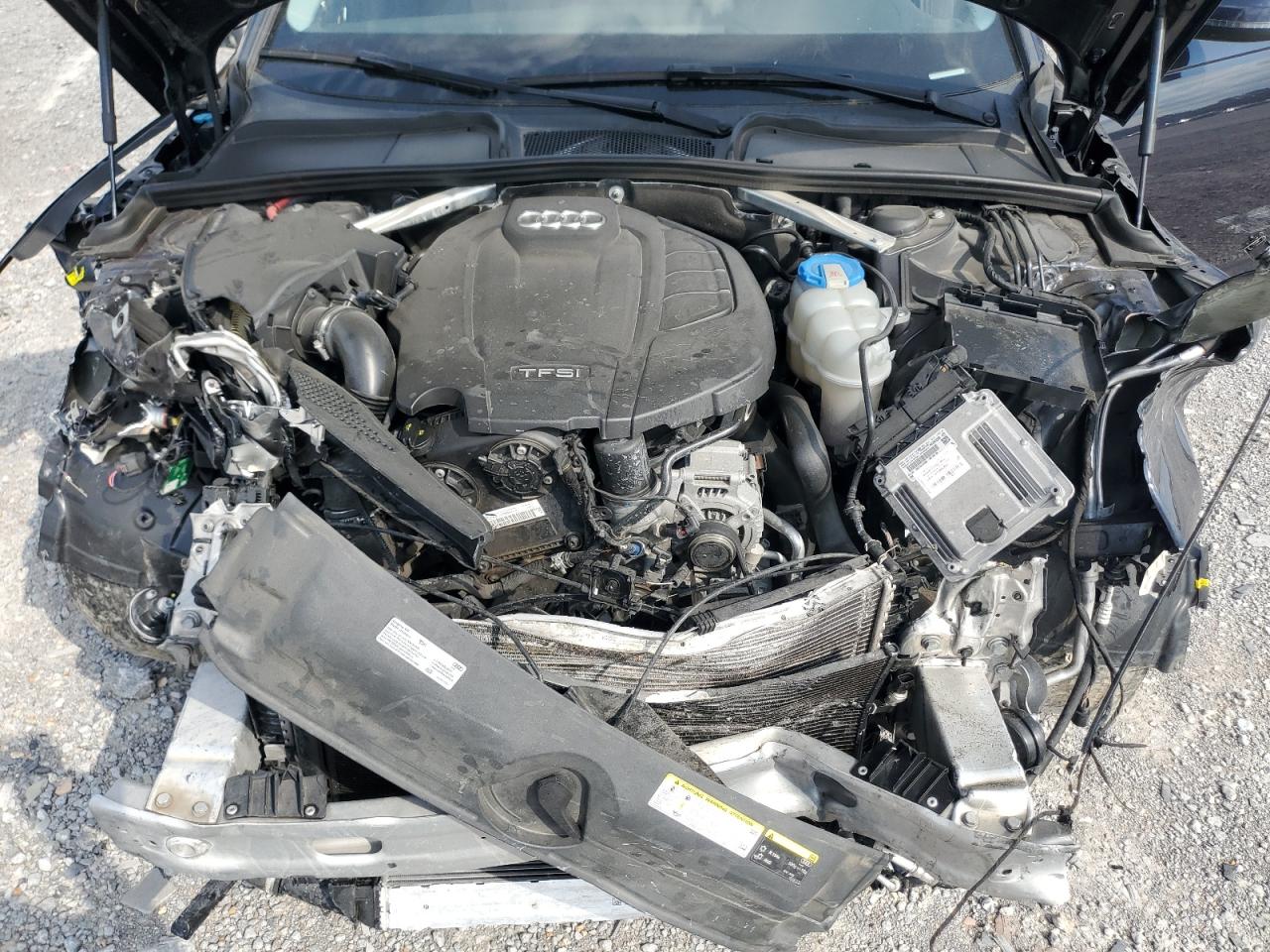 AUDI A4 ULTRA PREMIUM