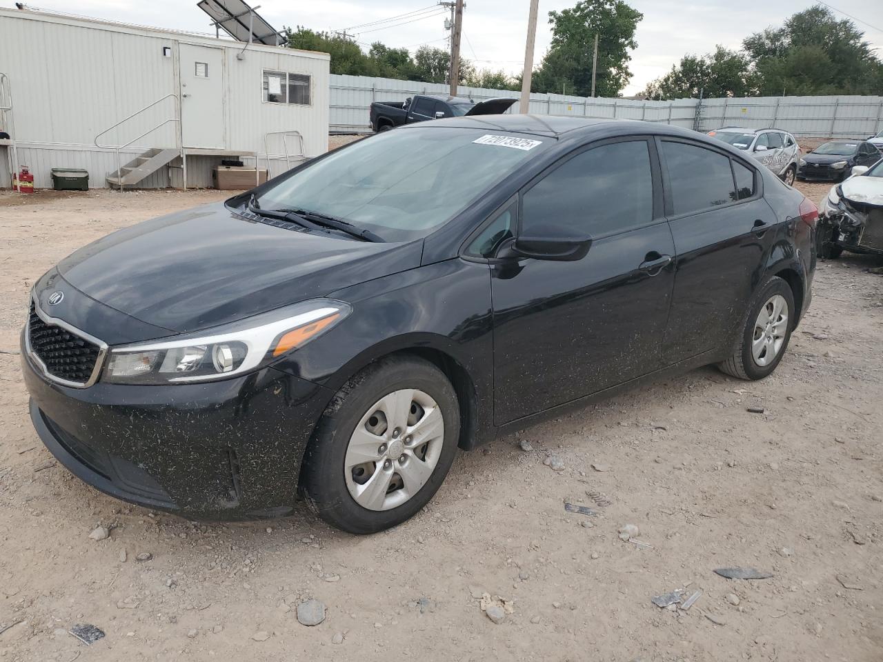 Lot #3305452078 2017 KIA FORTE LX