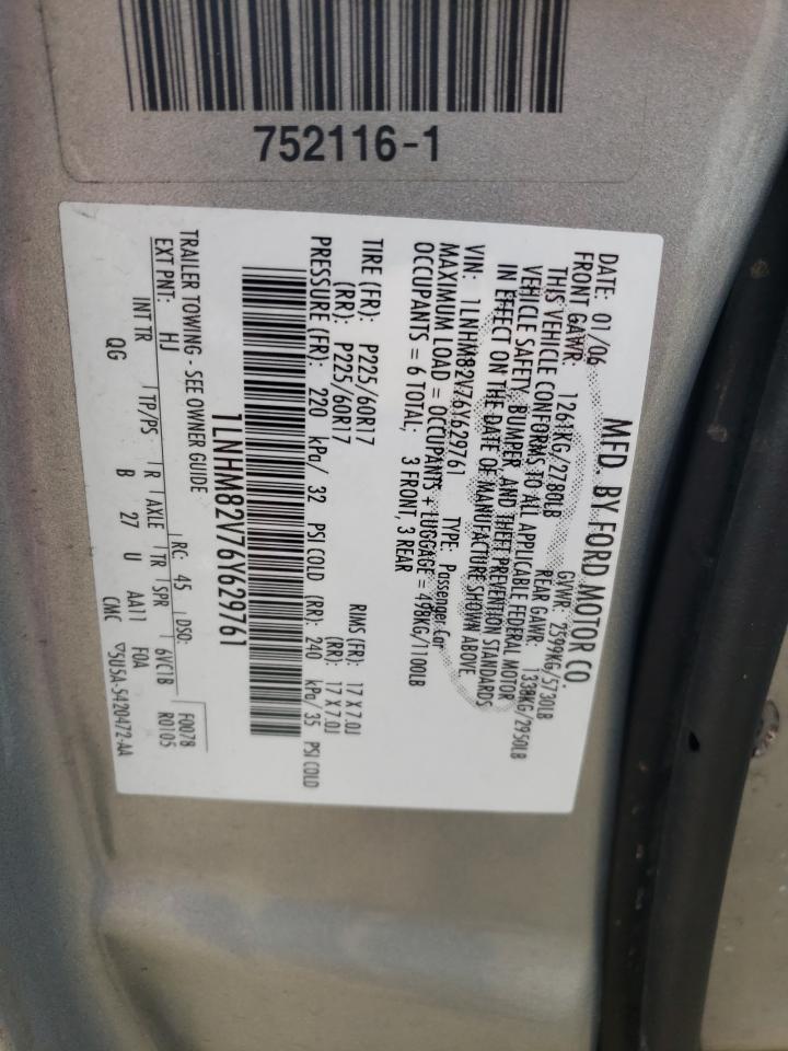 Lot #3275655797 2006 LINCOLN TOWN CAR S