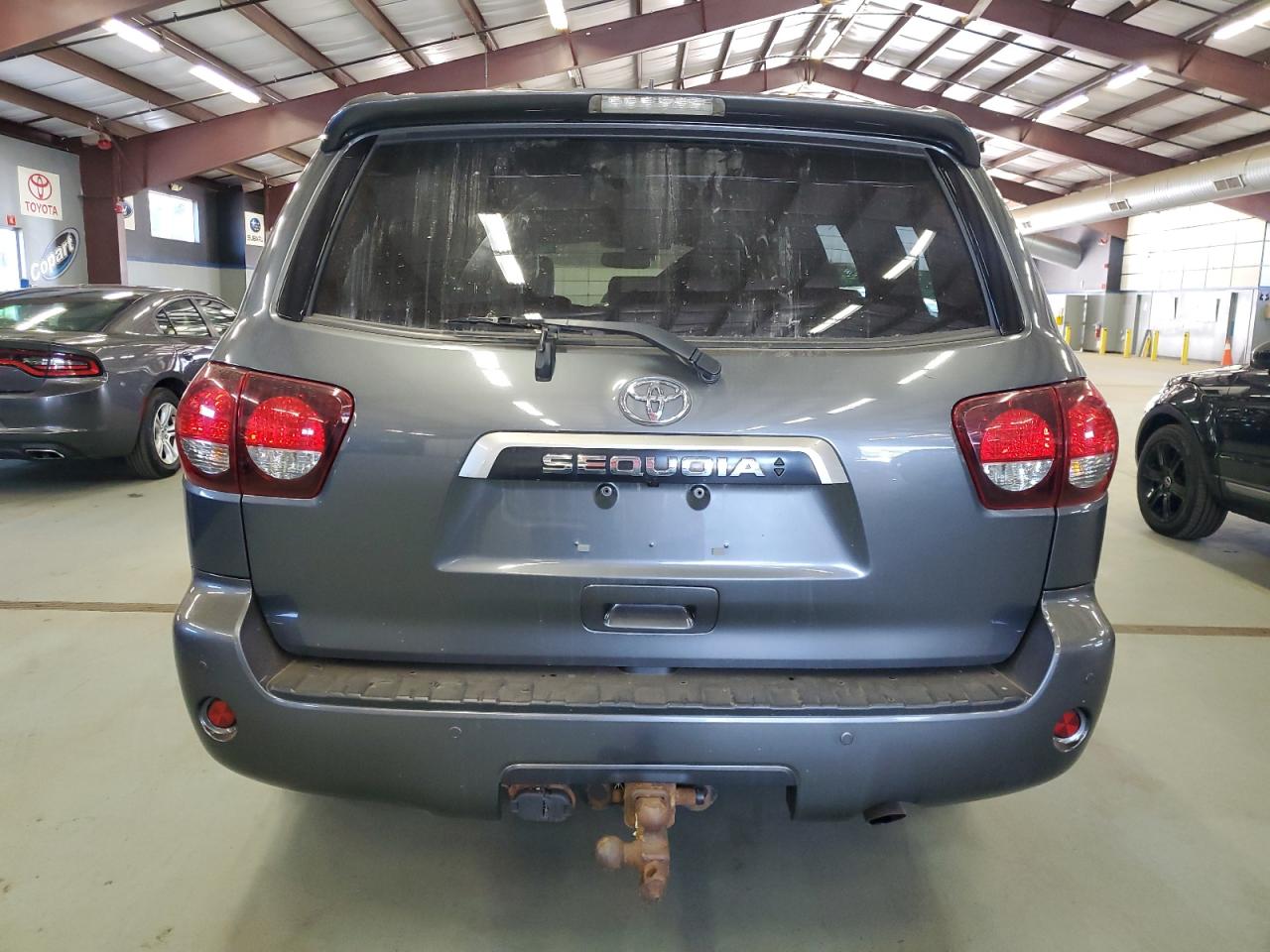 TOYOTA SEQUOIA LIMITED