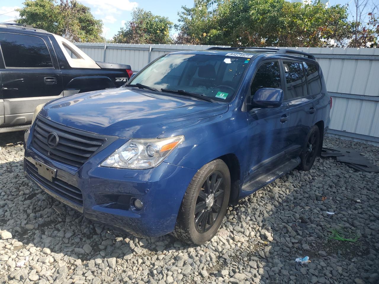 LEXUS LX 570