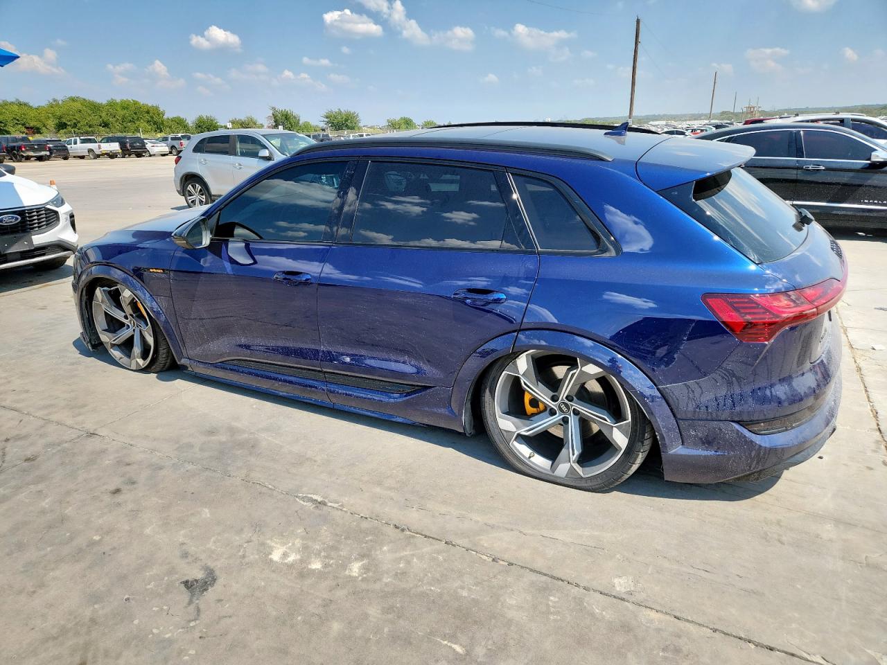 AUDI E-TRON PRESTIGE