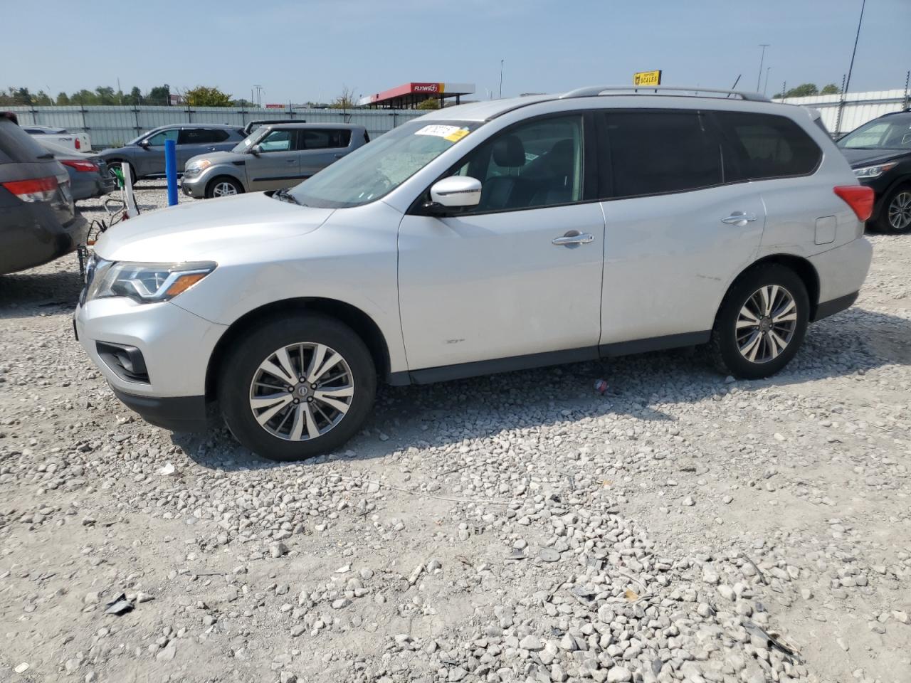 NISSAN PATHFINDER S