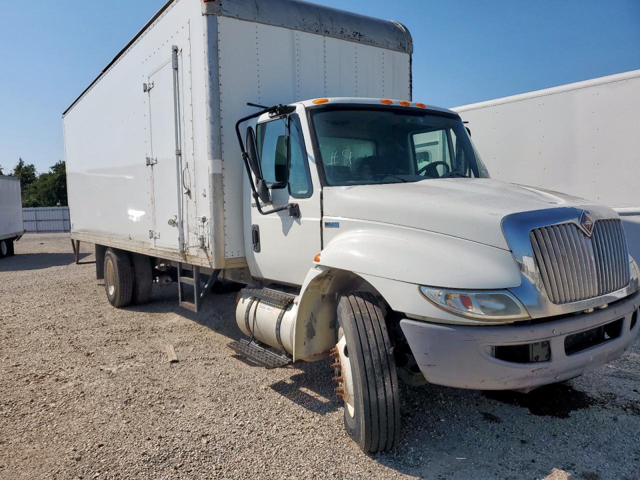 Lot #3242514964 2012 INTERNATIONAL 4000 4300