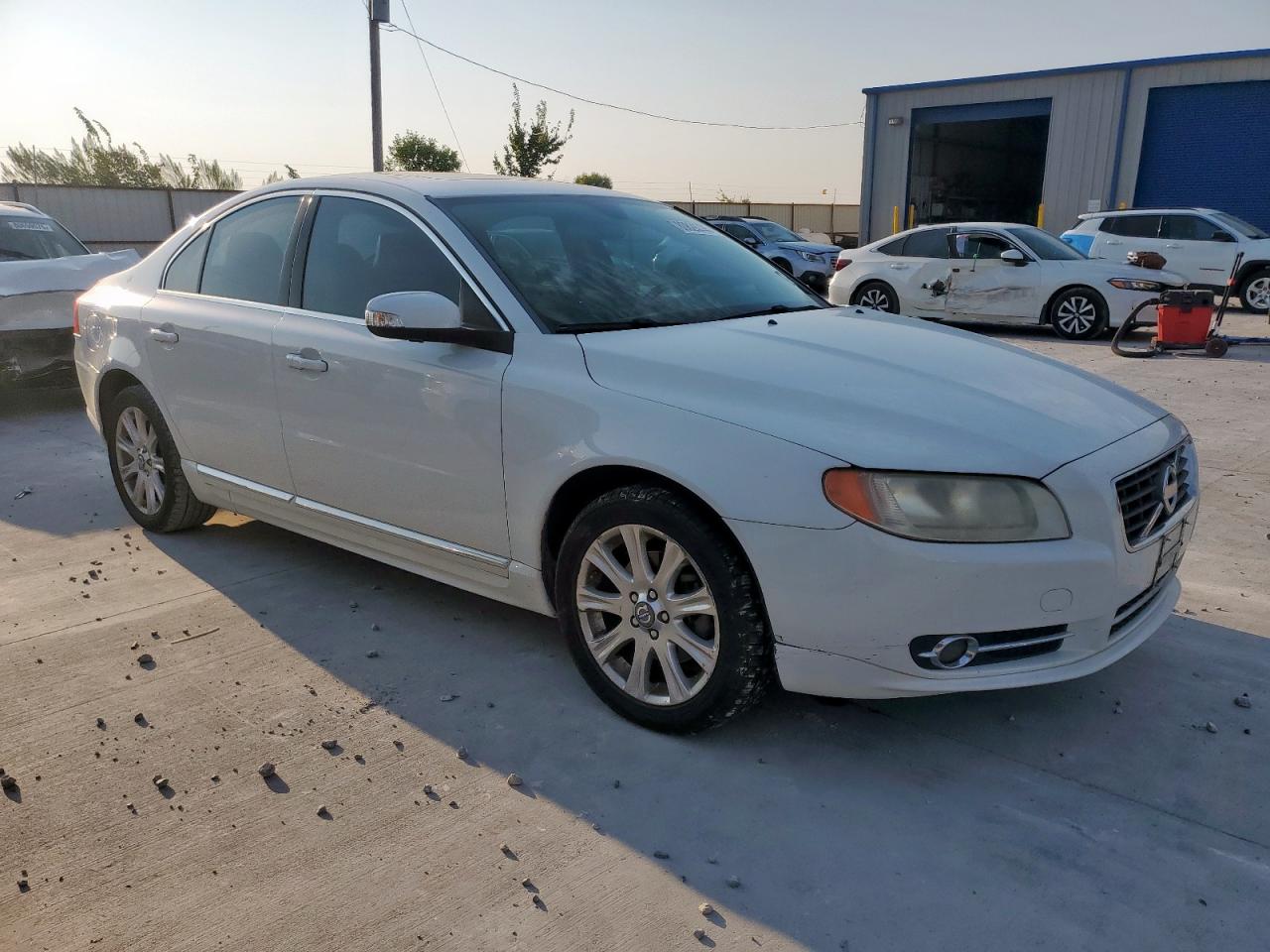 VOLVO S80 3.2