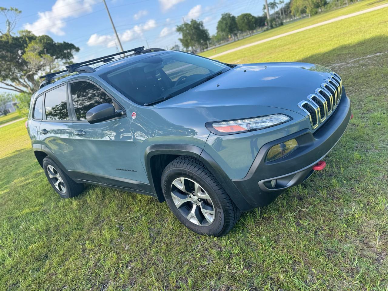 JEEP CHEROKEE TRAILHAWK