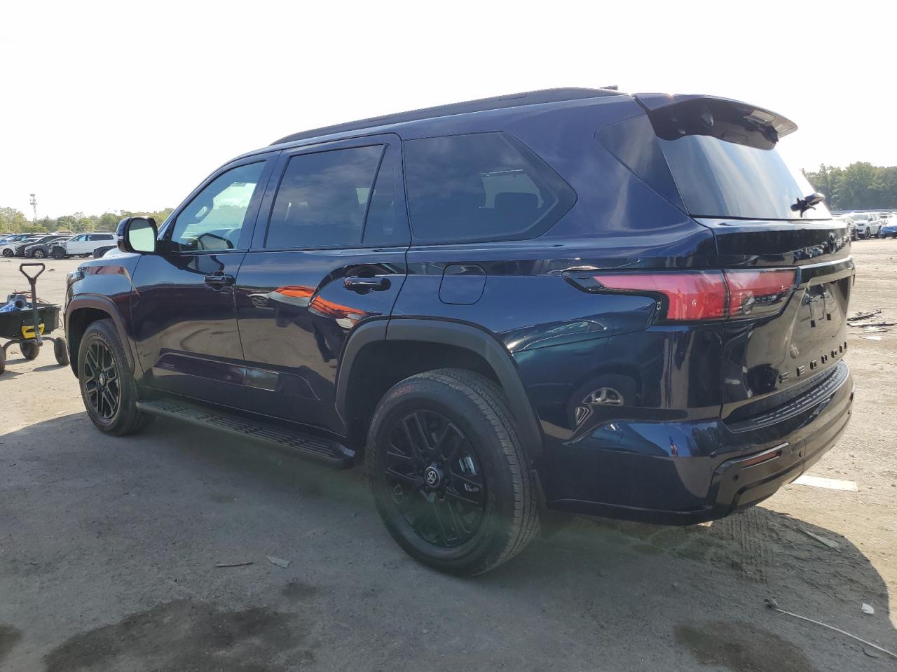 TOYOTA SEQUOIA SR5