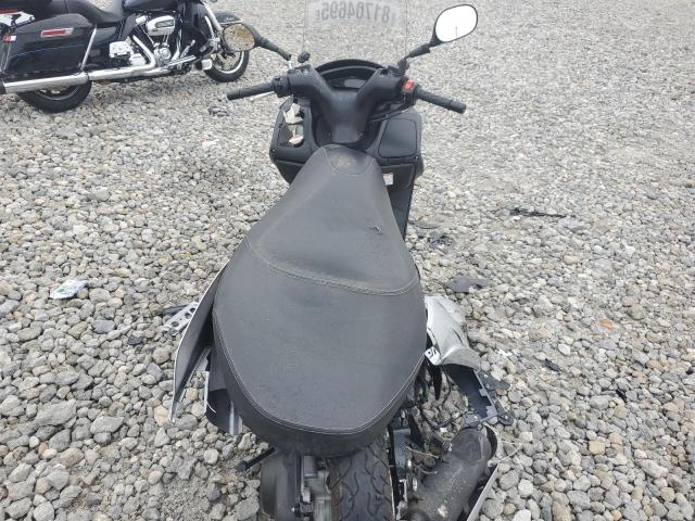 2014 SUZUKI UH200 MLCCH41A8E1600385