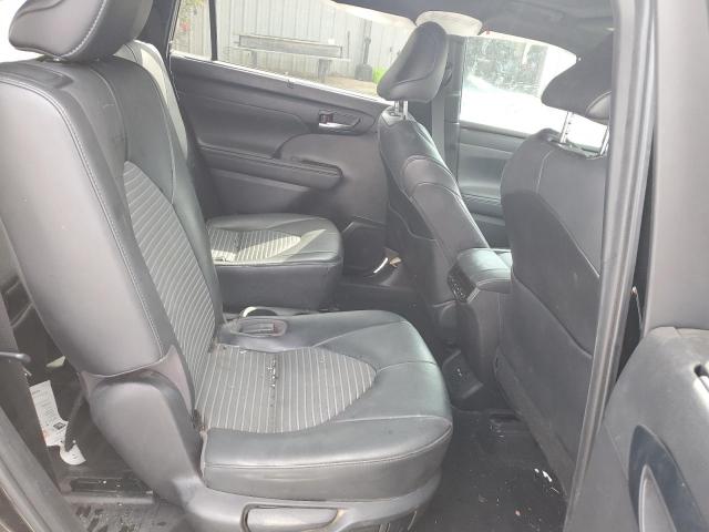 2021 TOYOTA HIGHLANDER - 5TDLZRAH8MS062762