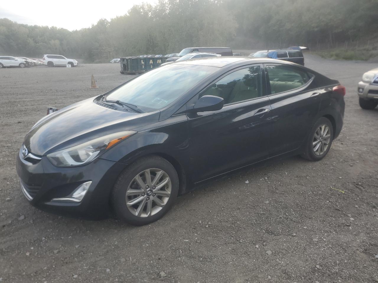 HYUNDAI ELANTRA SE