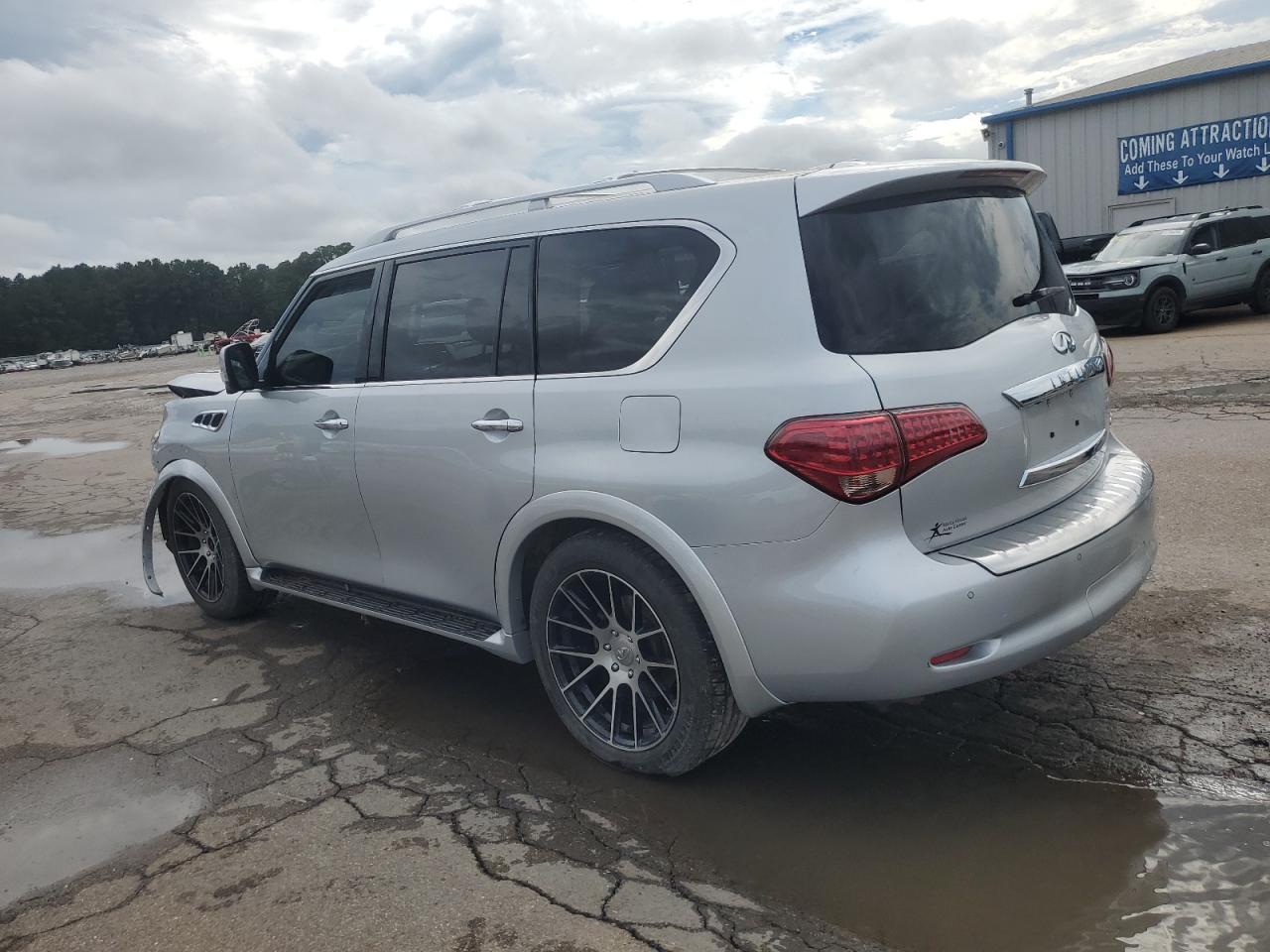 INFINITI QX80