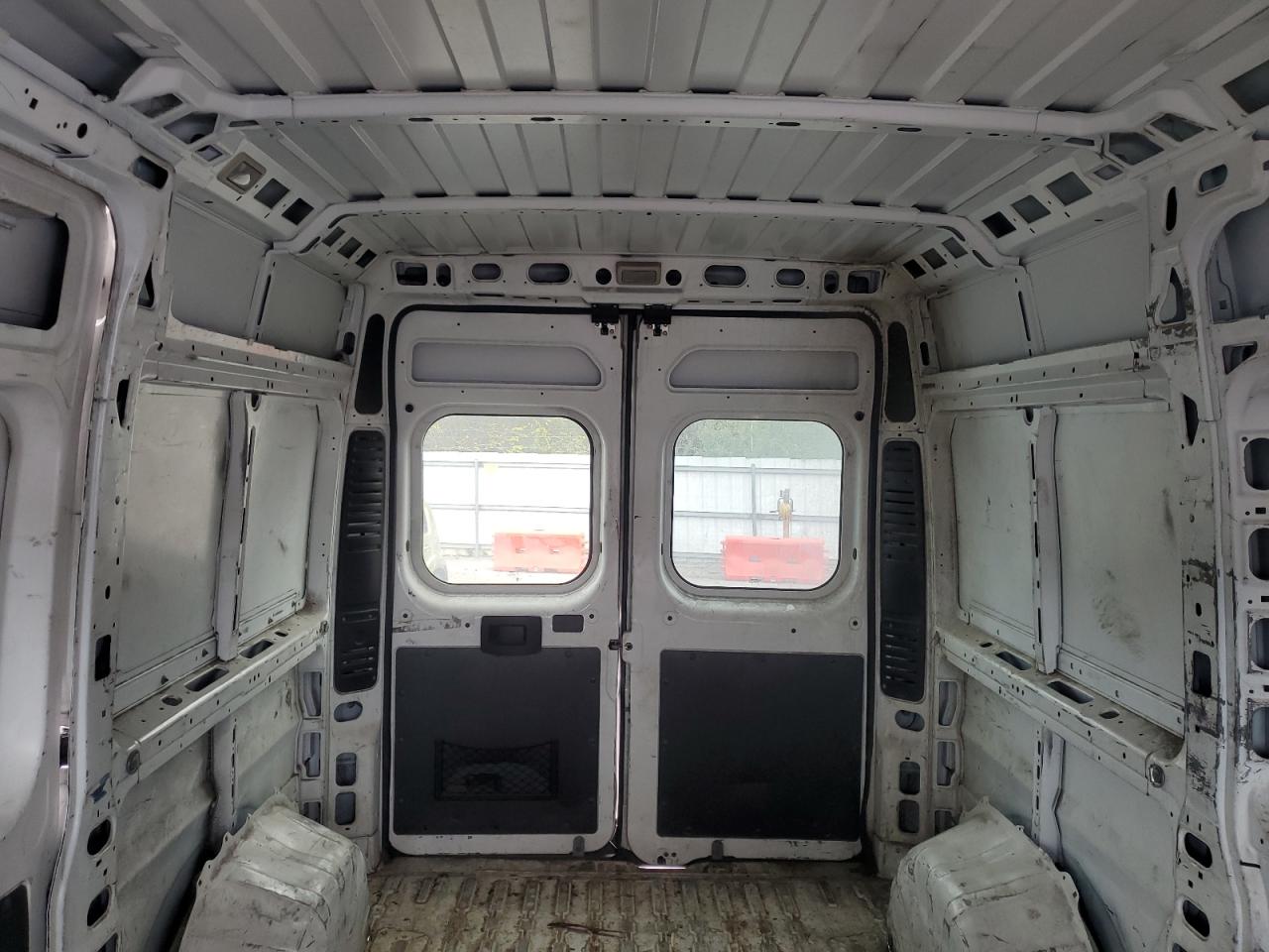 RAM PROMASTER 1500 HIGH