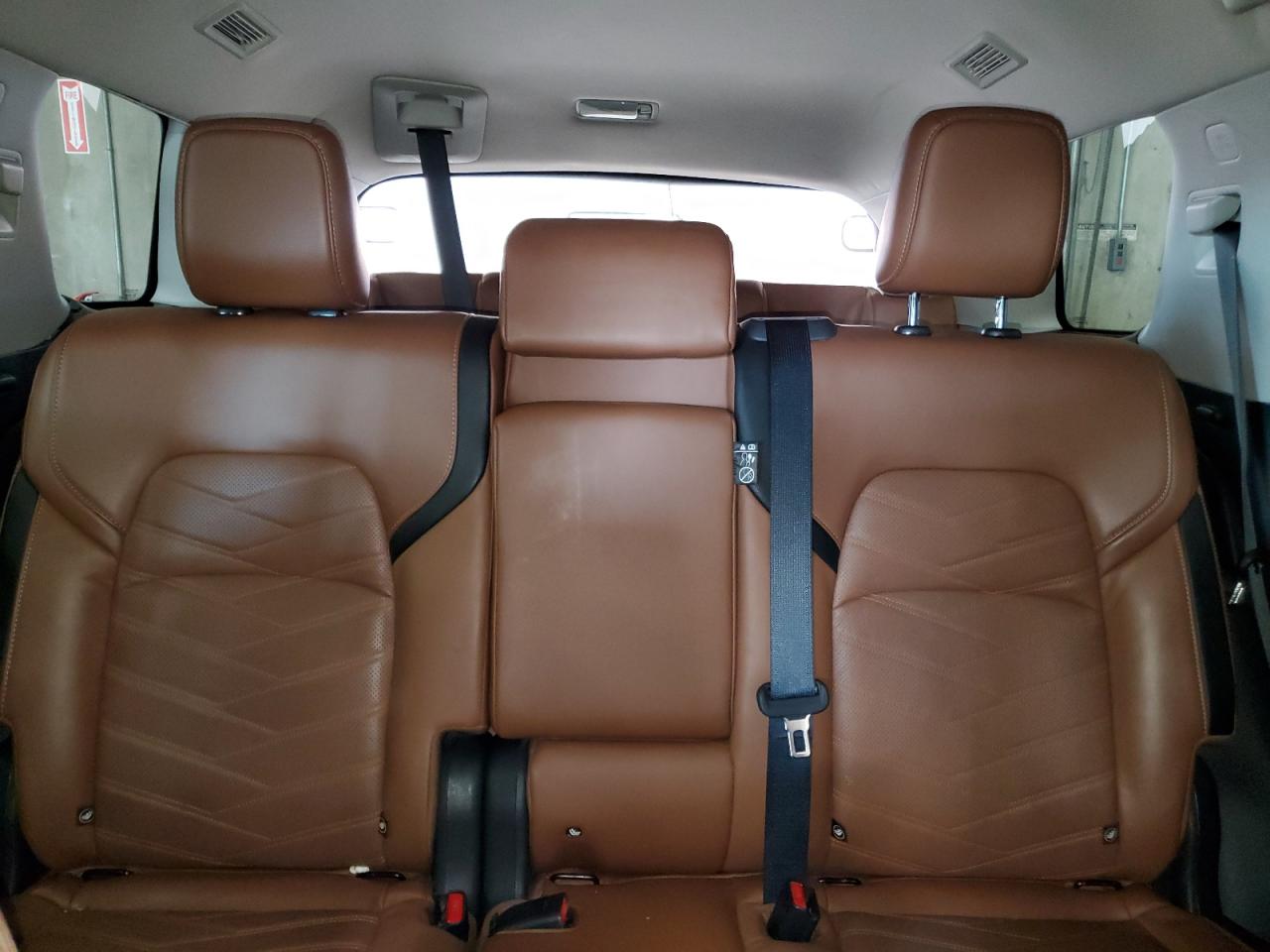 NISSAN PATHFINDER PLATINUM