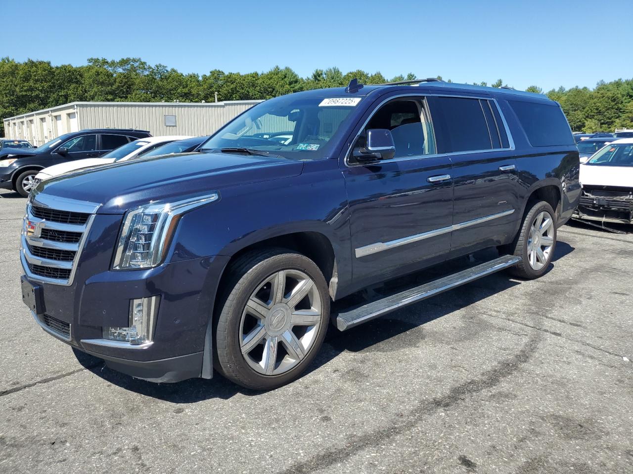 CADILLAC ESCALADE ESV PREMIUM LUXURY