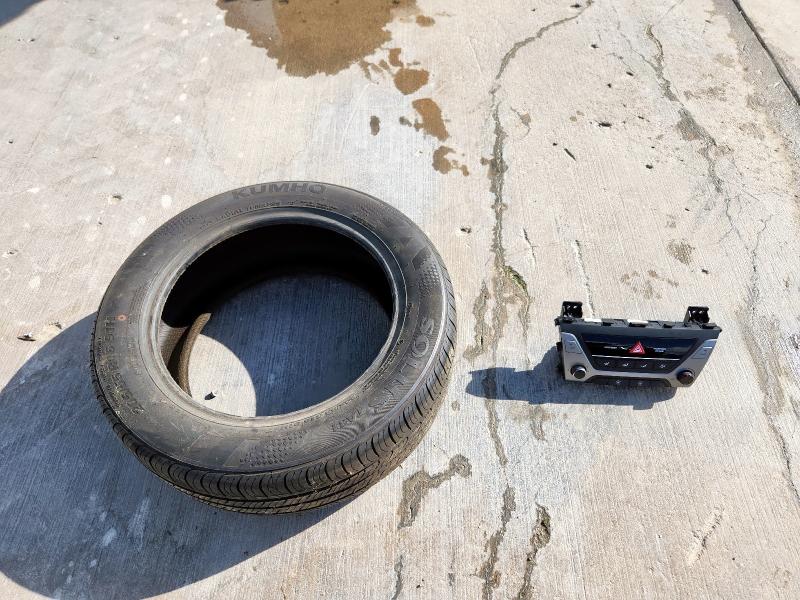 2017 HYUNDAI ELANTRA 5NPD84LF8HH035725