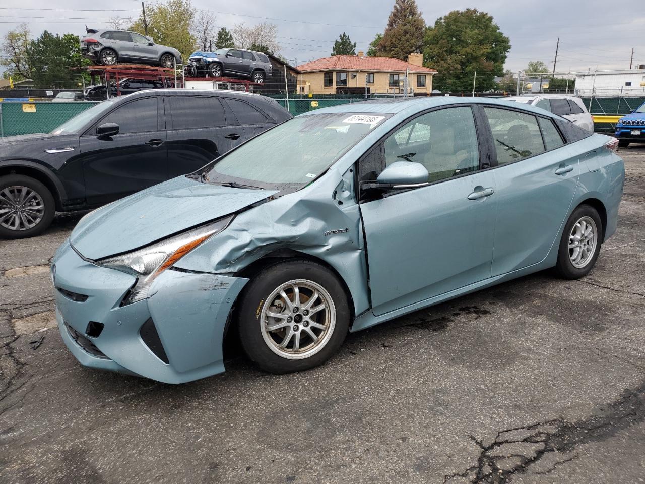 TOYOTA PRIUS