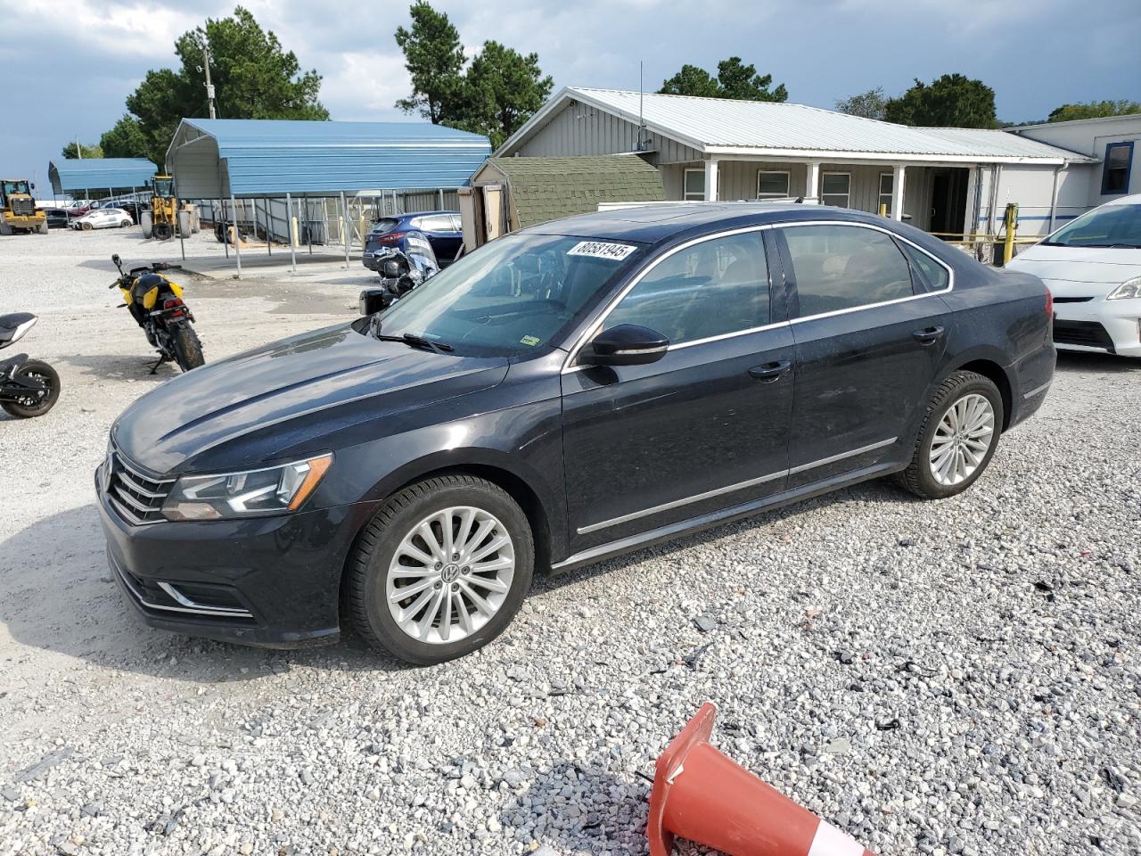 VOLKSWAGEN PASSAT SE