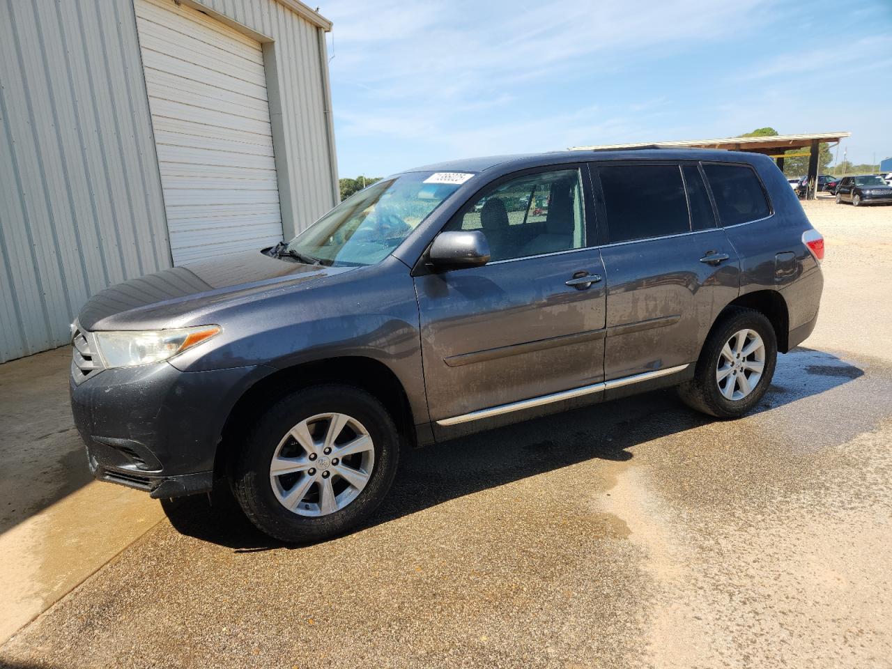 TOYOTA HIGHLANDER BASE