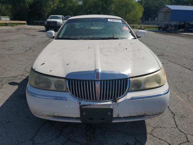 2001 LINCOLN TOWN CAR E #3302846918