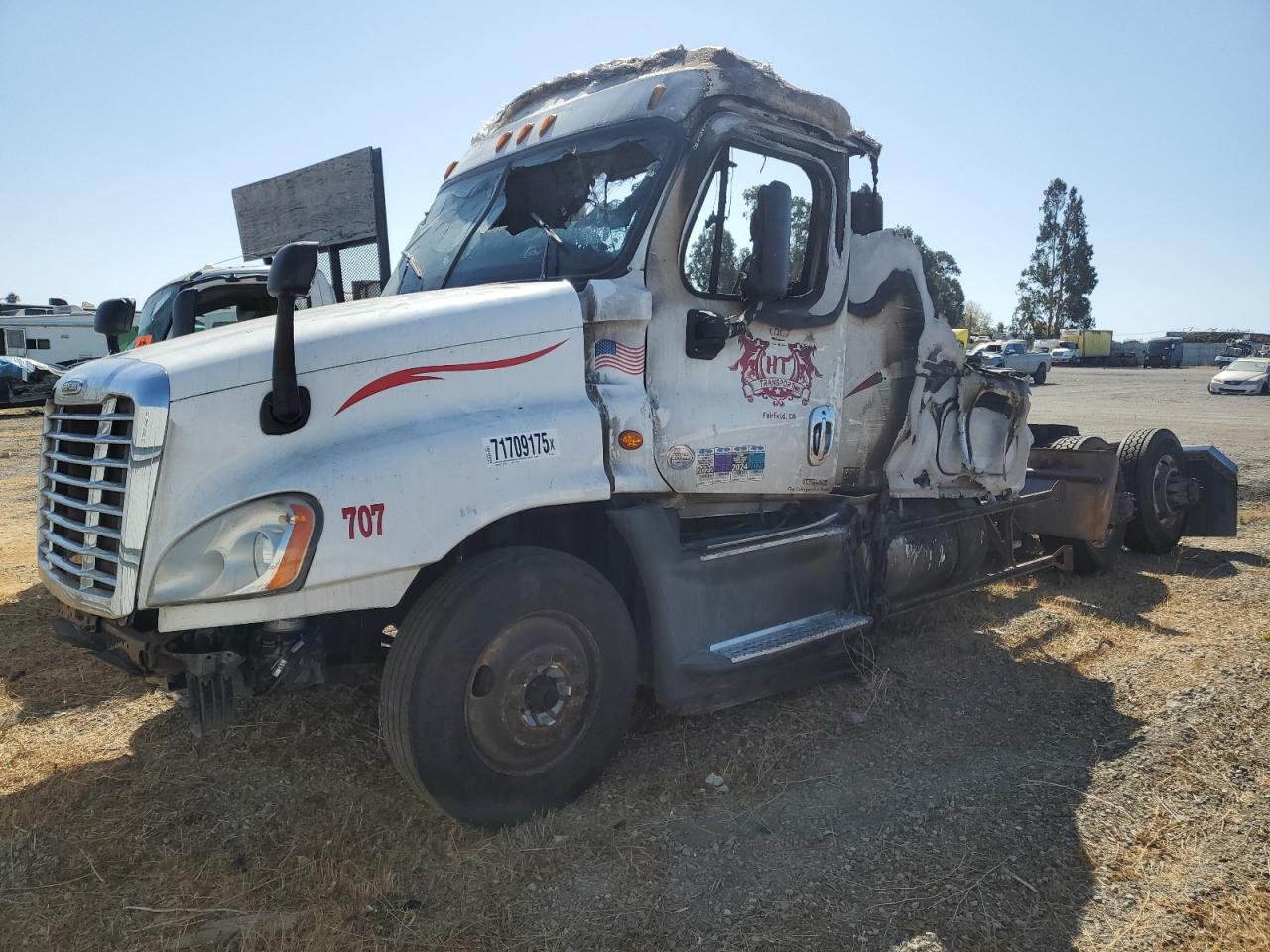 Lot #3302896956 2018 FREIGHTLINER CASCADIA 1