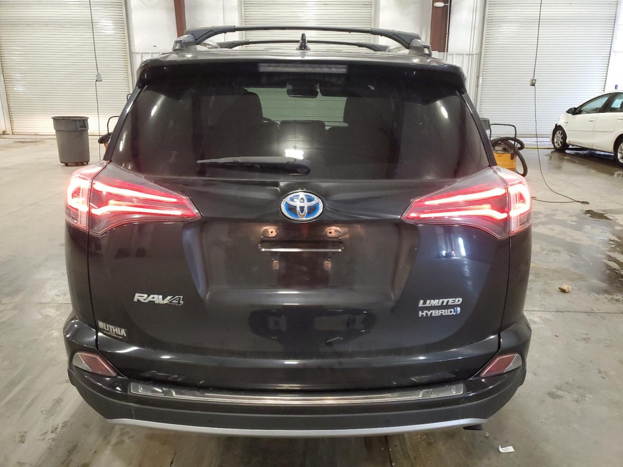 TOYOTA RAV4 LIMITED