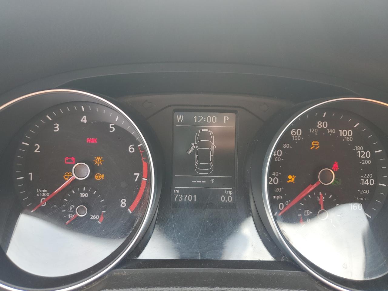 VOLKSWAGEN PASSAT SE