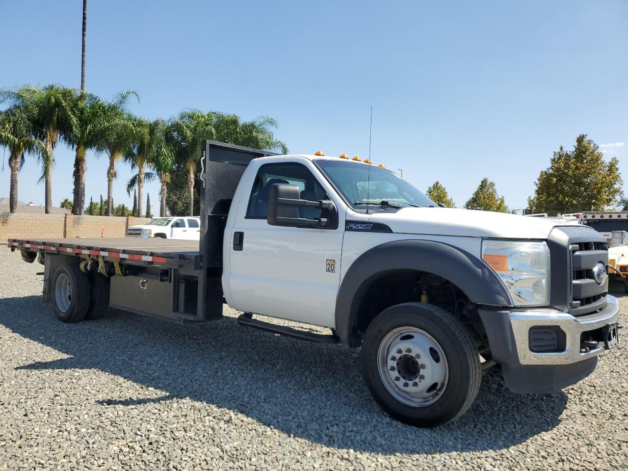 FORD F-550 SUPER DUTY