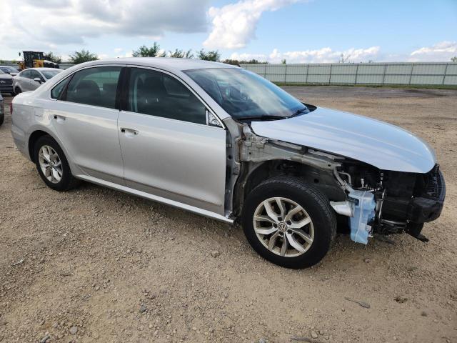 2017 VOLKSWAGEN PASSAT S - 1VWAT7A38HC083360