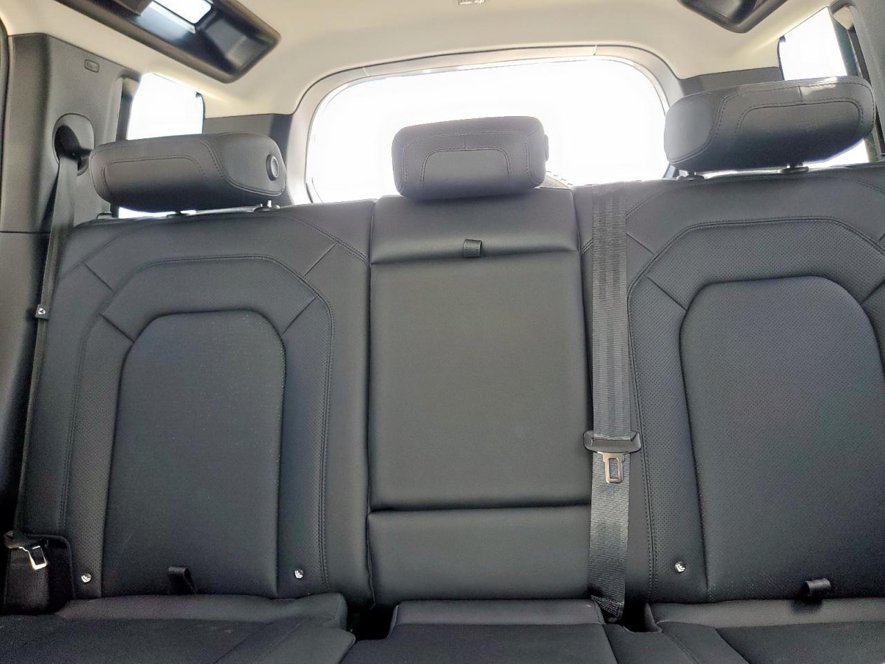 LAND ROVER DEFENDER 110 S