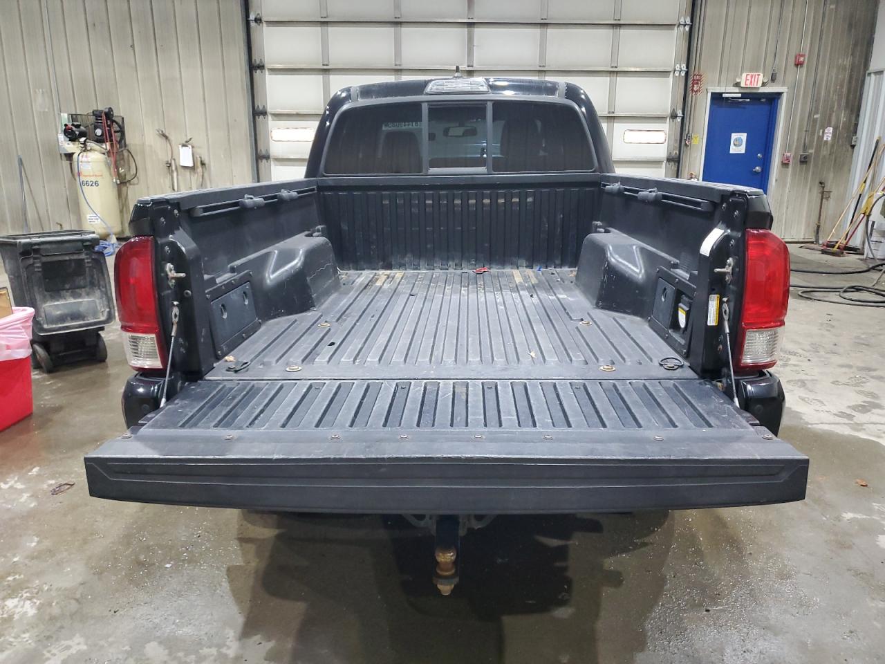 TOYOTA TACOMA DOUBLE CAB