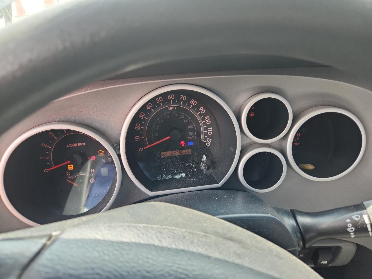 TOYOTA TUNDRA CREWMAX SR5