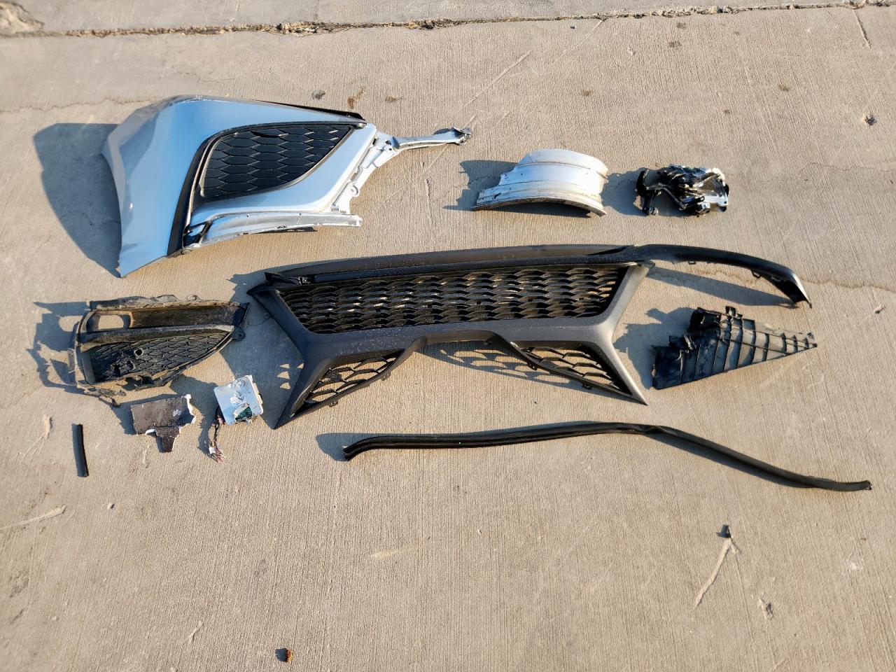 TOYOTA CAMRY SE NIGHT SHADE