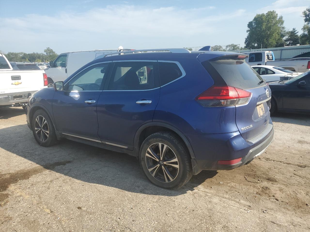 NISSAN ROGUE S