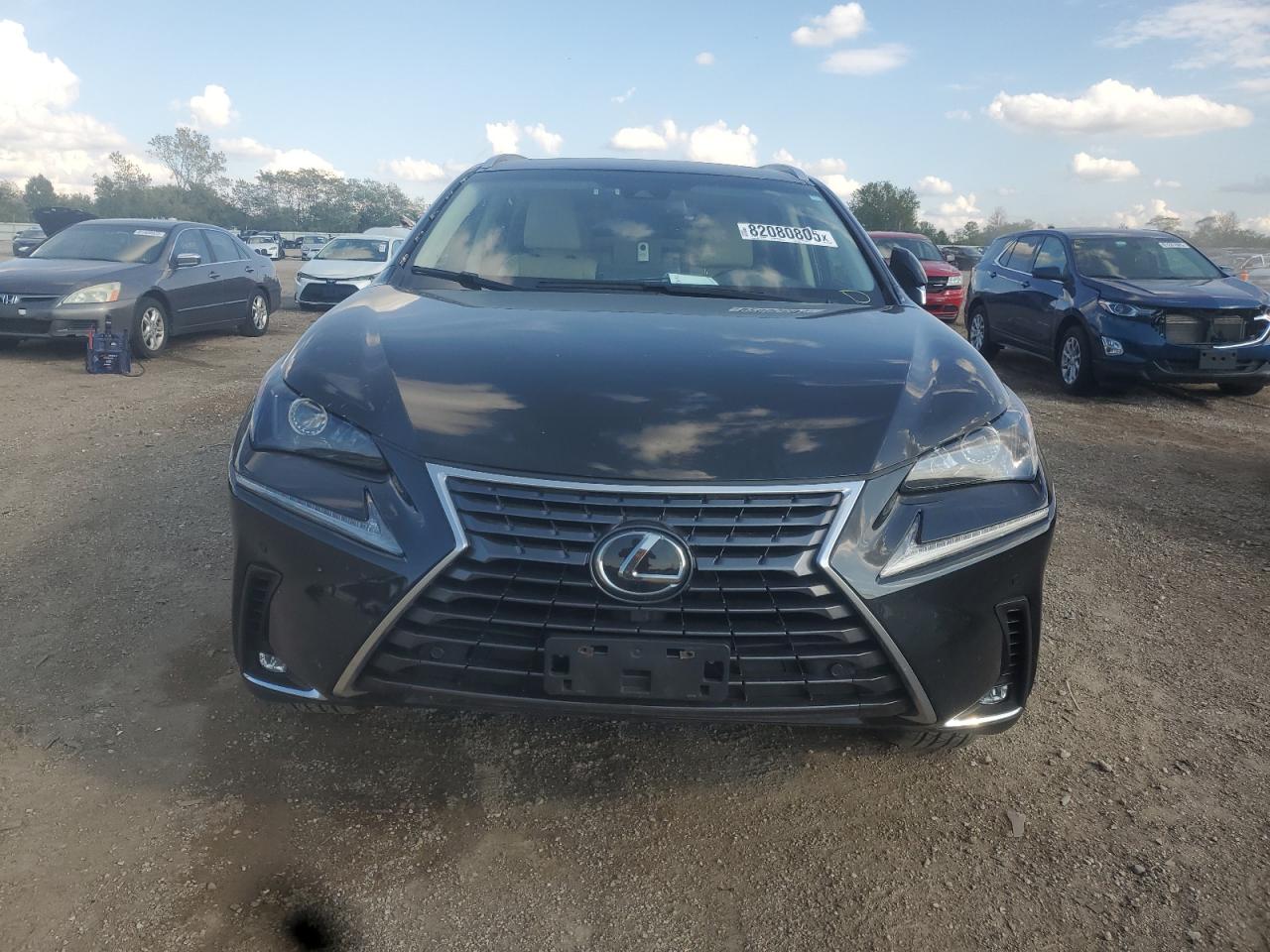 LEXUS NX 300 BASE