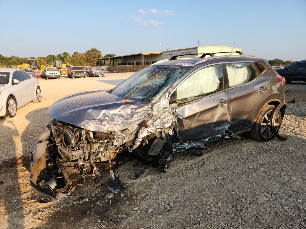 NISSAN ROGUE SPORT S