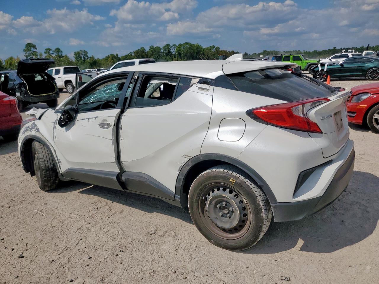 TOYOTA C-HR XLE