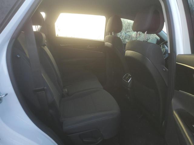 2016 KIA SORENTO LX 5XYPG4A36GG053879