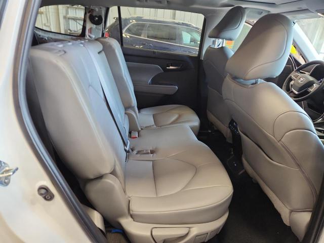 2022 TOYOTA HIGHLANDER - 5TDHZRBH1NS589984