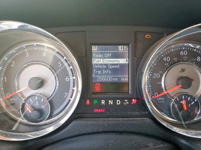 2015 CHRYSLER TOWN & COU - 2C4RC1HG0FR513429