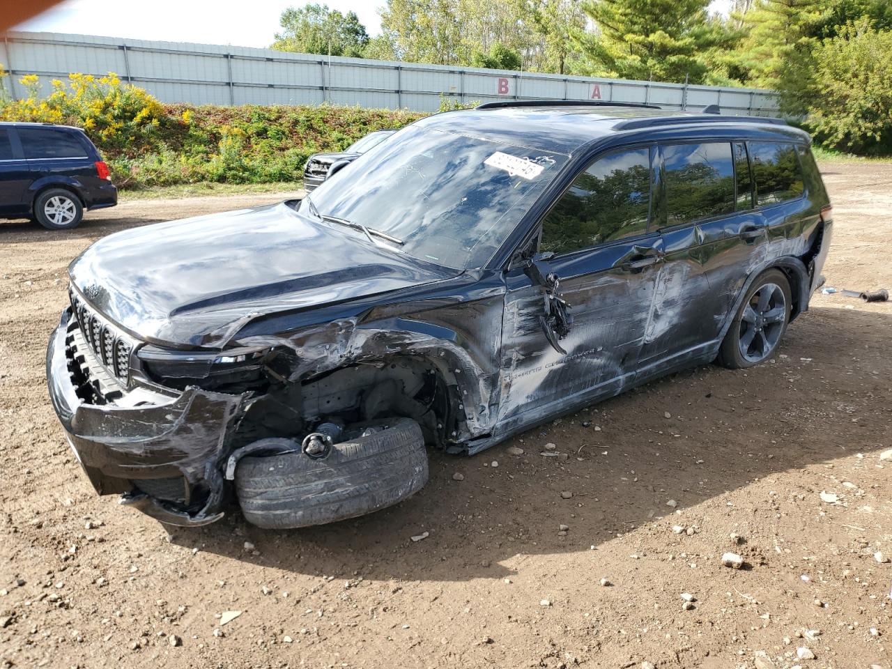 JEEP GRAND CHEROKEE L LAREDO