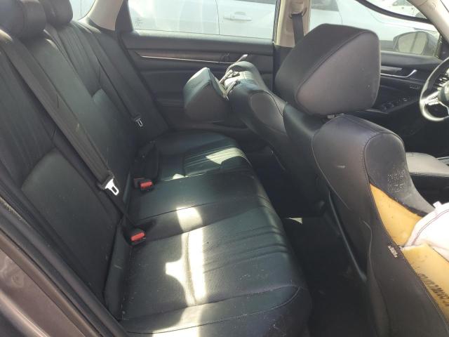 2018 HONDA ACCORD TOU 1HGCV2F93JA031899