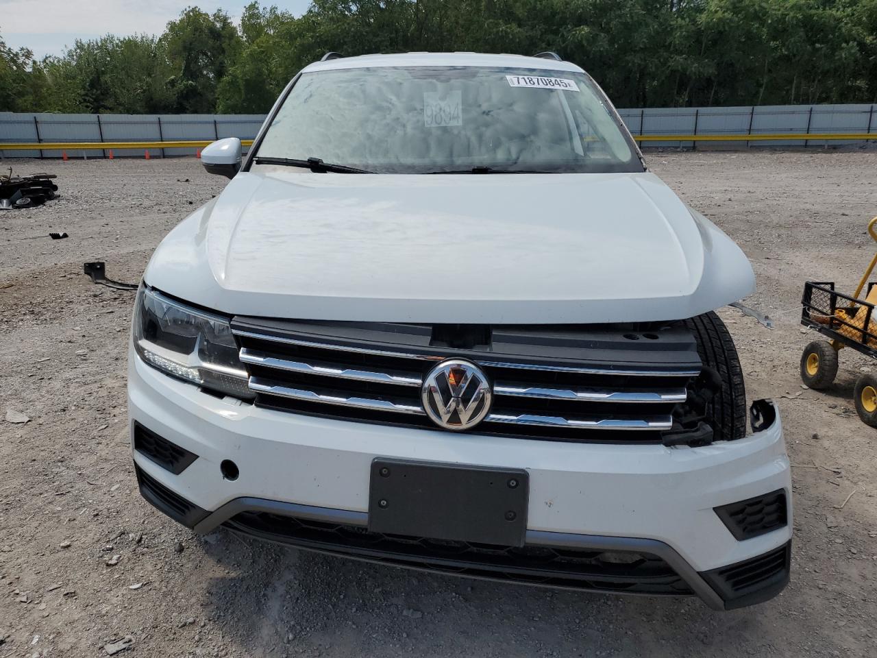 VOLKSWAGEN TIGUAN SE