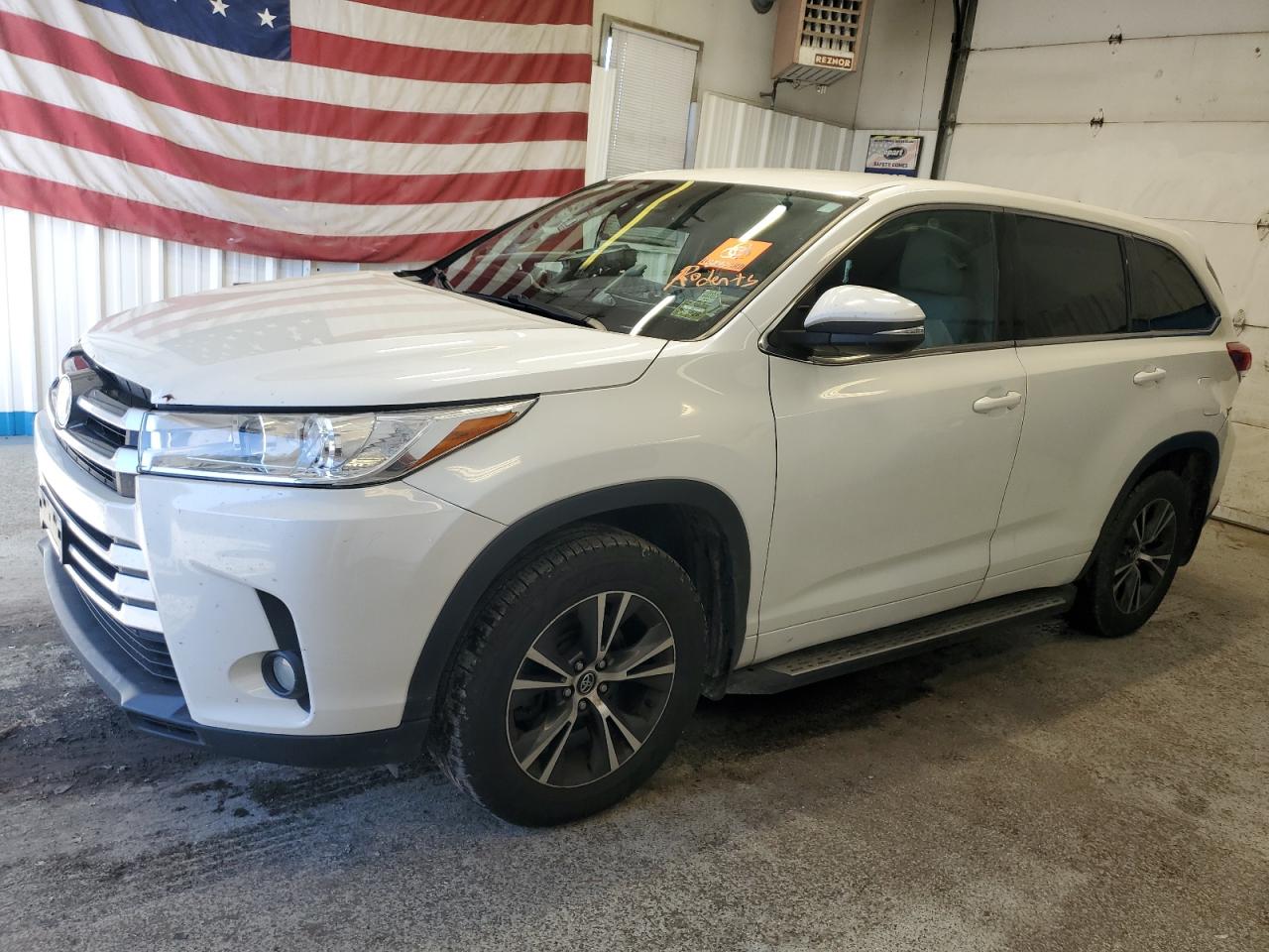 TOYOTA HIGHLANDER LE